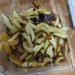 れいかの作ってみた!投稿(セロリの塩こんレモンサラダ漬け)