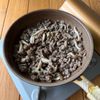 10分で完成!【ひき肉ときのこのロコモコ風丼】卵もワンパン◎の工程2