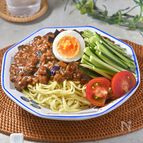 夏に食べたい！茄子と豚ひき肉の旨辛ジャージャー麺