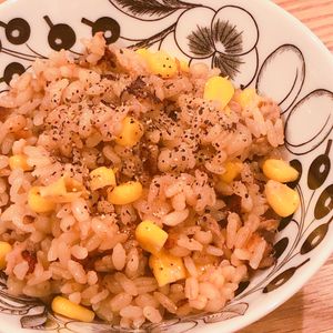 ミルクの作ってみた!投稿(炊飯器で簡単☆ツナとコーンの炊き込みガーリックピラフ)