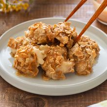 【鶏肉のコーンフレーク焼き】ザクザク食感がやみつき！