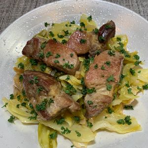 楽ラク手抜キッチン🐶🐾の作ってみた!投稿(お家でフレンチ。豚肉の白ワイン煮込み)