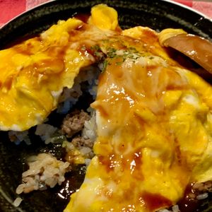 ぐ〜たら子の作ってみた!投稿(とろ～り半熟卵をのせて『極上オープンオムライス』)