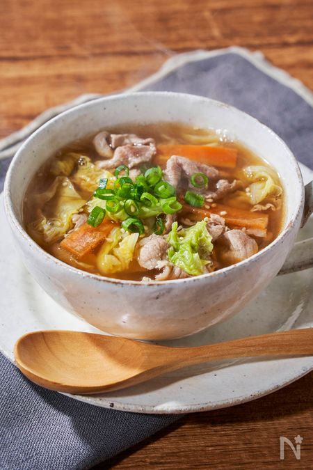 白菜と豚コマのコク旨和風スープ