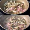 手軽でおいしい♡【ベーコンとキノコのコンソメにんにくパスタ】の工程2