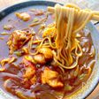 〝蕎麦屋さんのカレーそば〟レトルトで手軽に一人前