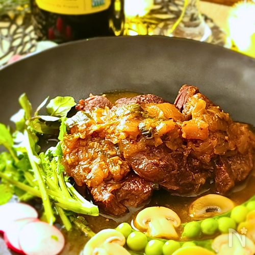 魅惑の牛肉の葱まみれ♪赤ワイン煮込み