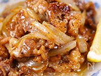 行列の定食屋さんの🍚牛肉と玉葱のオイスターバターレモン🤩