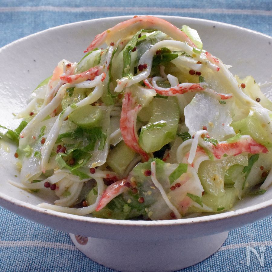 セロリ入り卵サラダのレシピ