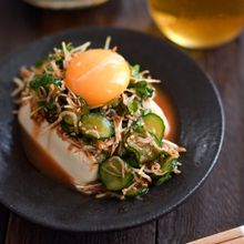 【きゅうりとじゃこの旨辛冷奴】ビールに合う夏おつまみ！