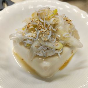 もんぶらん°・*:.。.☆の作ってみた!投稿(5分で完成！【だし香る♩しらすとねぎの冷奴】)