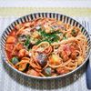 太麺で作る「茄子とズッキーニのトマトソースパスタ」