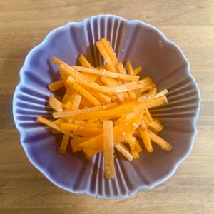 ゆかりの作ってみた!投稿(和えるだけ♡『ハニーマスタードキャロット』簡単副菜🥕)