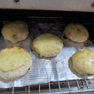 1313161の作ってみた!投稿(すぐでき！お豆腐米粉のくるみチーズパン【ザクゴロこんがり♡】)