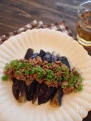 ごはんがすすむ♪ナスの肉みそのせ