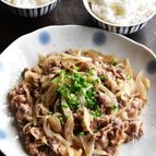 【豚こまと玉ねぎのニンニクマヨポーク】ごはんがすすむ！