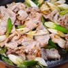 行列の定食屋さんの🍚豚バラなすと白ねぎの焦がし味噌炒め🤩の工程3