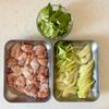 【鶏肉とセロリの白だし炒め】セロリ1本丸ごと使い切りの工程1