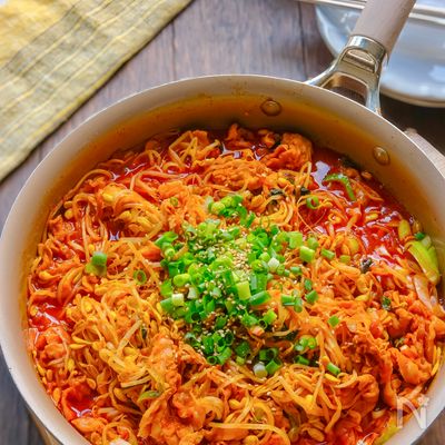 コンブル【コンナムルブルゴギ】豆もやしと豚肉の旨辛プルコギ