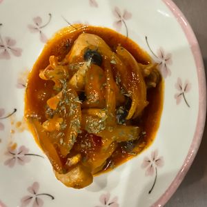 ミナの作ってみた!投稿(にんにく醤油でやみつき！鶏肉のトマト煮)