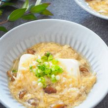 とろふわ♪きのこと卵のあんかけ豆腐