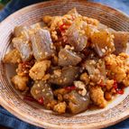 包丁なしで超速攻！鶏ひき肉とこんにゃくのご飯進む胡麻だく甘辛