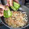 【爆速すぎる】ピーマンおかかチーズ焼きの工程5