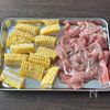 ご飯がすすむ!【豚こまととうもろこしのコクうま炒め】の工程1