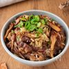 【牛ごぼうと舞茸の混ぜごはん】じゅわっと香るバター醤油の工程4