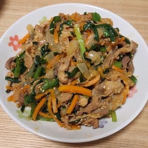 あみの作ってみた!投稿(簡単・安うま！ご飯が進む『豚こまプルコギ』)