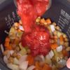 ほったらかしで完成！具だくさん♩【炊飯器でミネストローネ】の工程4