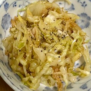 1026012の作ってみた!投稿(5分で完成！【キャベツの中華風ツナサラダ】胡麻油香る♩)