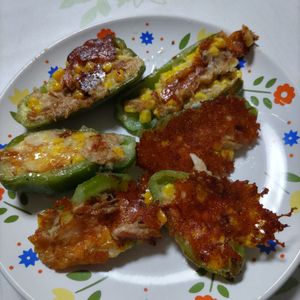 KUMIKOの作ってみた!投稿(めちゃ旨♡チーズ薫る『ピーマンのツナマヨコーン詰め』)