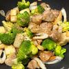 【鶏もも肉とブロッコリーの無限ペペロン】の工程4