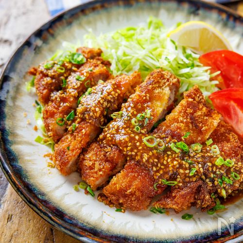 【サクサク衣!本当は秘密】豚ロースのとんかつ濃厚ごま味噌だれ