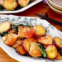 【鶏とさつまいもの甘酢炒め】鶏胸肉でヘルシーに♪