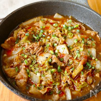 ワンパン10分！【豚こま肉と白菜の麻婆炒め】ご飯すすむ♩