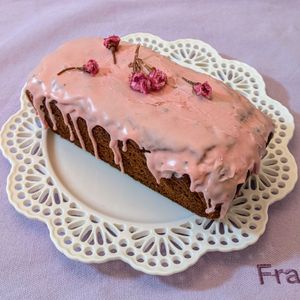 𝔂𝓾𝓶𝓲🍓の作ってみた!投稿(材料3つ！鬼ラクないちごチョコパウンドケーキ【ひな祭り】)