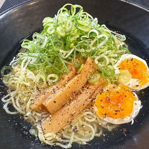 楽ラク手抜キッチン🐶🐾の作ってみた!投稿(5分で完成！【ミ◯ド風汁そば】)