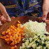 【満腹ダイエット】ごろごろ野菜のトマトツナパスタの工程1