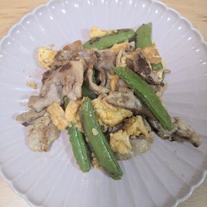 ゆいの作ってみた!投稿(【豚肉とスナップエンドウの卵炒め】しゃきふわ♡春の三色炒め)