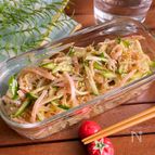 レンジで簡単！お箸がすすむ「きゅうりとハムのもやしナムル」