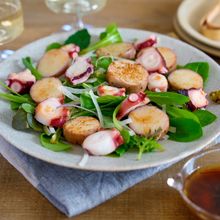 たことながいものホットサラダ 柚子胡椒ドレッシング
