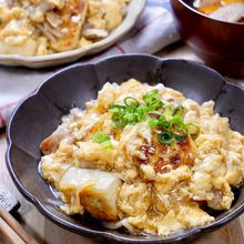 絶品和風おかず！『豚肉と豆腐とまいたけの卵あんかけ』