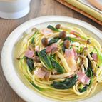 和えるだけ！ほうれん草としめじの和風ガーリックパスタ
