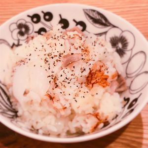 ミルクの作ってみた!投稿(バター香る♪新玉ねぎとベーコンの炊き込みごはん)