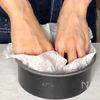 一度食べたら忘れられない！よもぎバスクチーズケーキの下準備