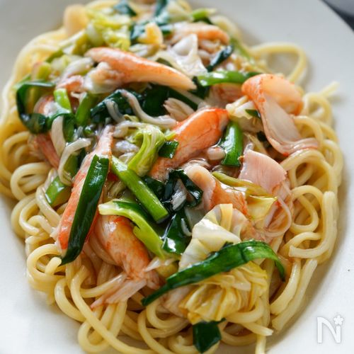 パパッと完成♪『キャベツとカニカマのあんかけ麺』簡単5分♡