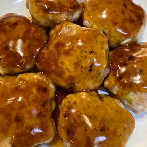 くだもの大好き🧡の作ってみた!投稿(節約＆ヘルシー！豚こまの照り焼きハンバーグ)