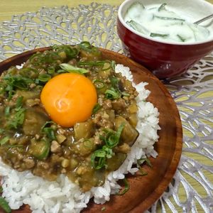 まつりかの作ってみた!投稿(簡単コク深！なすとひき肉のキーマカレー)